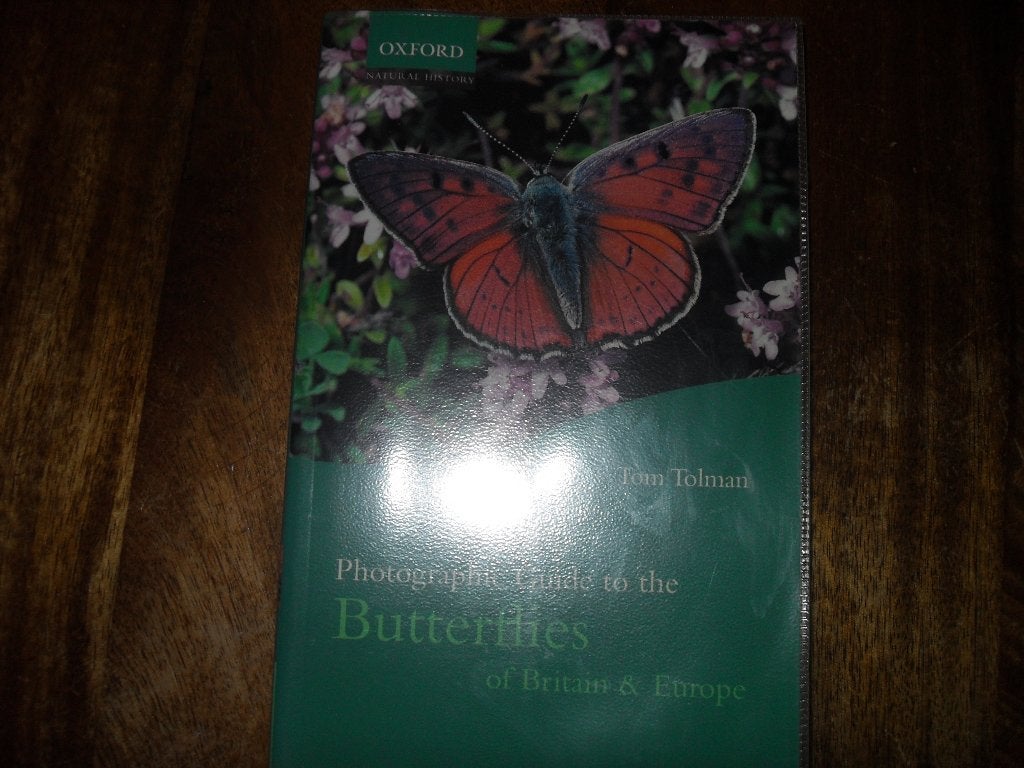 BOEK TOM TOLMAN-BUTTERFLIES OF BRITAIN & EUROPE., Ophalen of Verzenden, Los deel, Dieren, Tom Tolman.