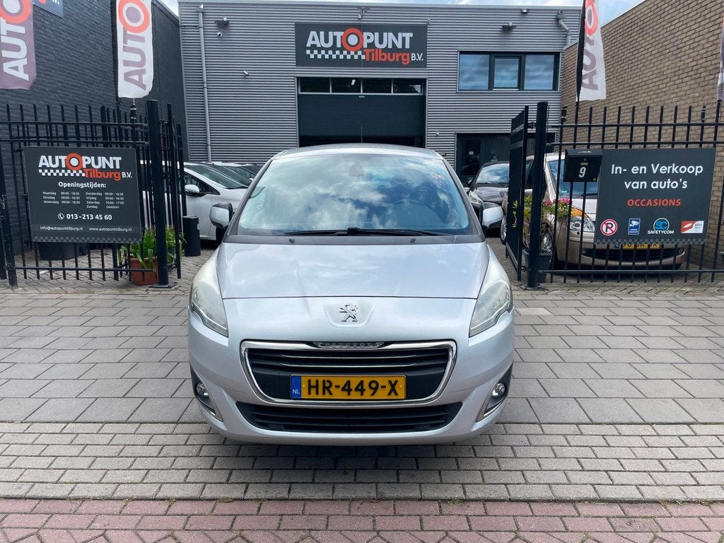 Peugeot 5008 1.6 VTi Style 7p. Trekhaak Airco Navi PDC NAP A, Auto's, Peugeot, Voorwielaandrijving, Euro 5, Gebruikt, 4 cilinders