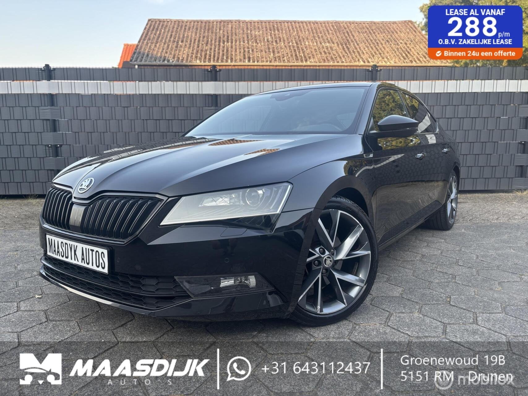 Skoda Superb 1.4 TSI Sportline DSG Carplay PANO PDC Camera, Auto's, Gebruikt, Zwart, Zwart, Parkeersensor