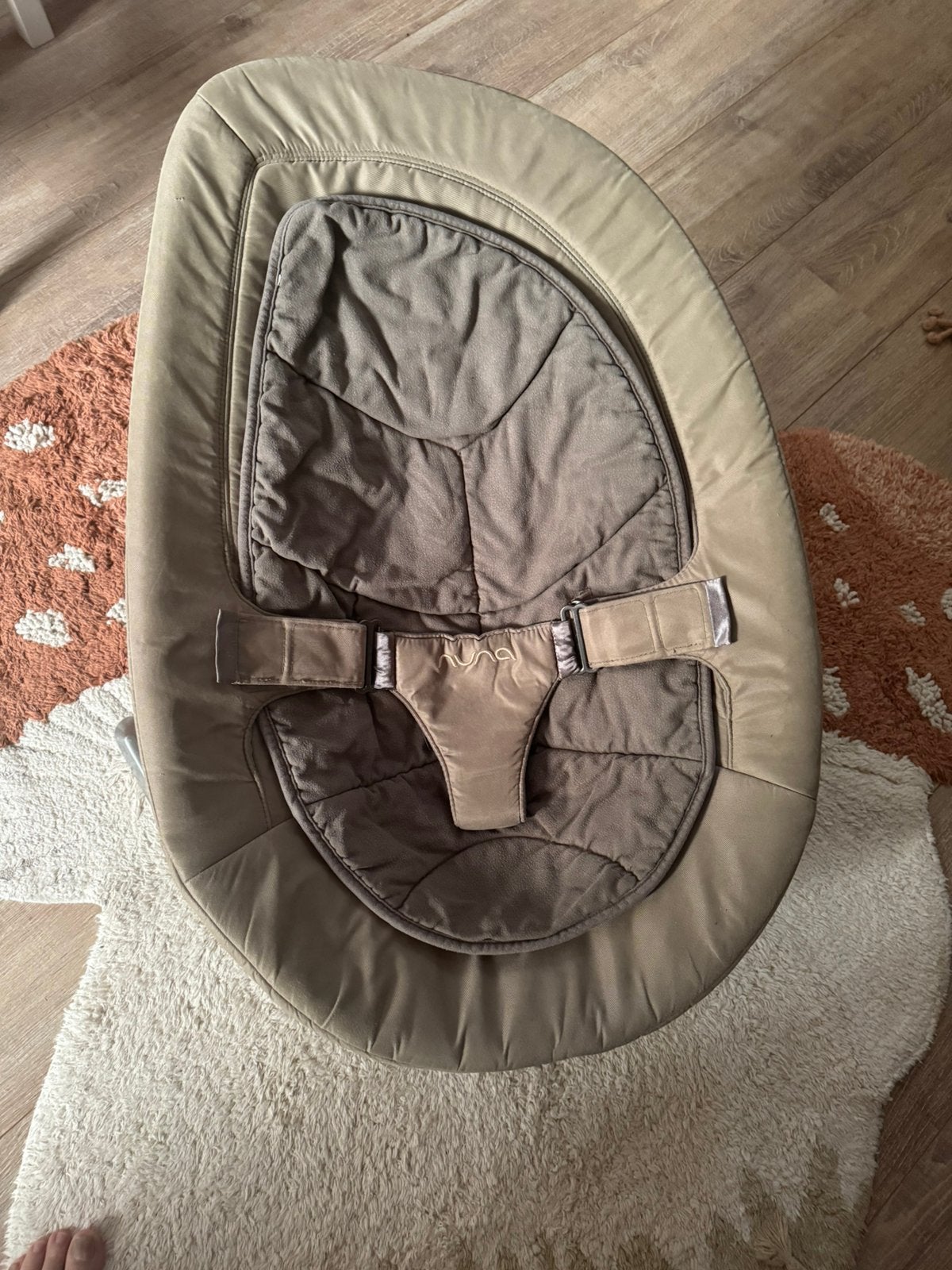 Nuna Leaf schommelstoel, Ophalen, Zo goed als nieuw