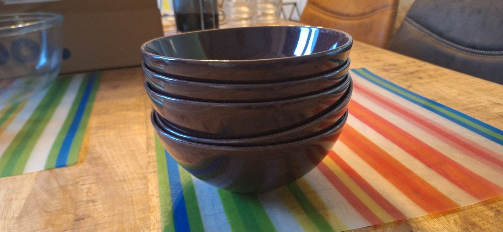 Set van 5 donkerpaarse kommen + ontbijtborden - IKEA, Ophalen