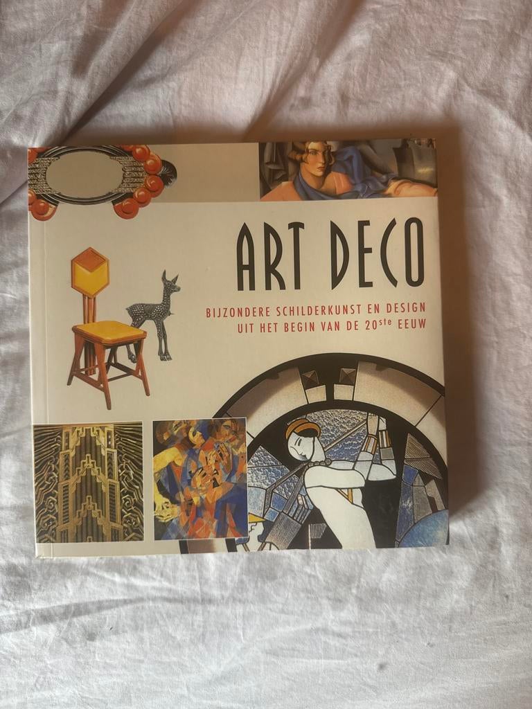 Art Deco: Bijzondere Schilderkunst en Design Boek, Boeken, Kunst en Cultuur | Fotografie en Design, Ophalen of Verzenden, Gelezen