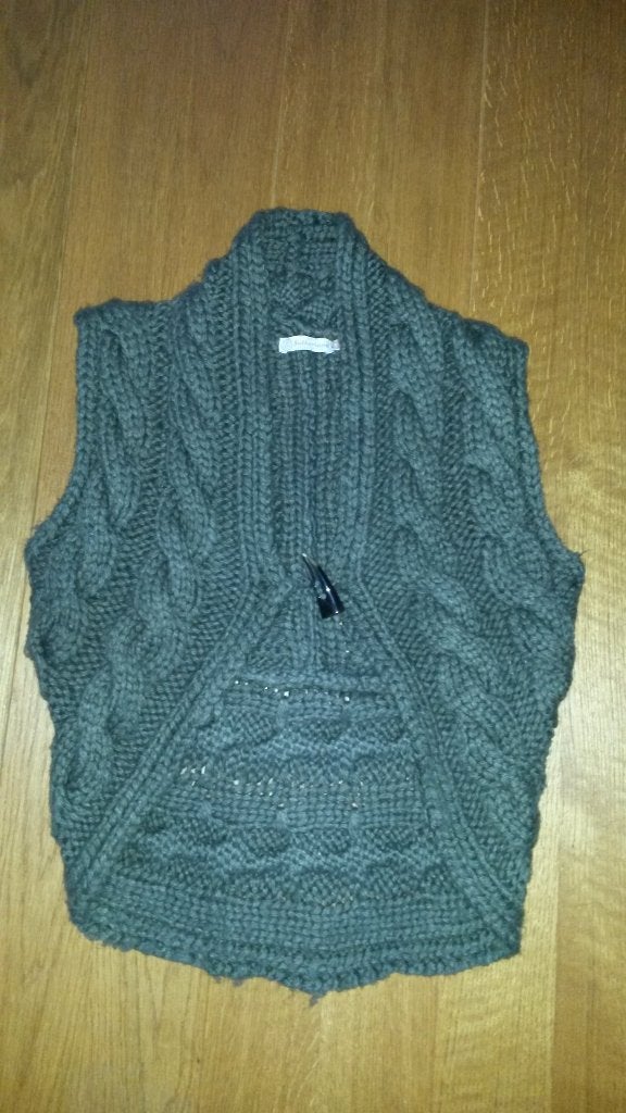 Groen gebreide vest, maat S, Sutherland, Sutherland, Nieuw, Ophalen of Verzenden, Maat 36 (S)