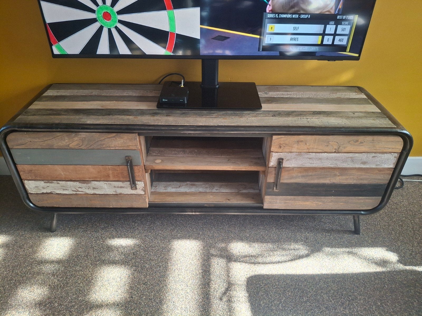 TV meubel 150x40x54 cm - Industrieel design, Gebruikt, 150 tot 200 cm, Minder dan 100 cm, 25 tot 50 cm