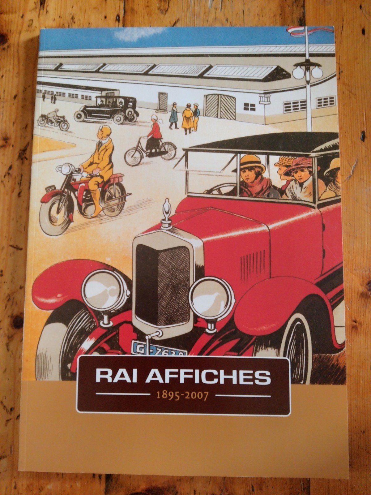 RAI Affiches 1895-2007 - Geschiedenis van de RAI, Boeken, Auto's | Boeken, Ophalen of Verzenden, Nieuw, Algemeen, Onbekend