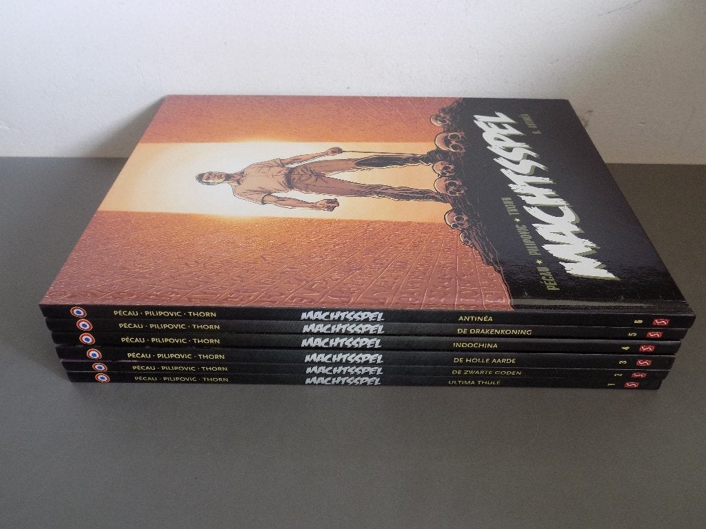 Machtsspel ~ Complete serie hardcovers 1 t/m 6 + 2 Box'n, Boeken, Stripboeken, Zo goed als nieuw, Complete serie of reeks, Ophalen of Verzenden