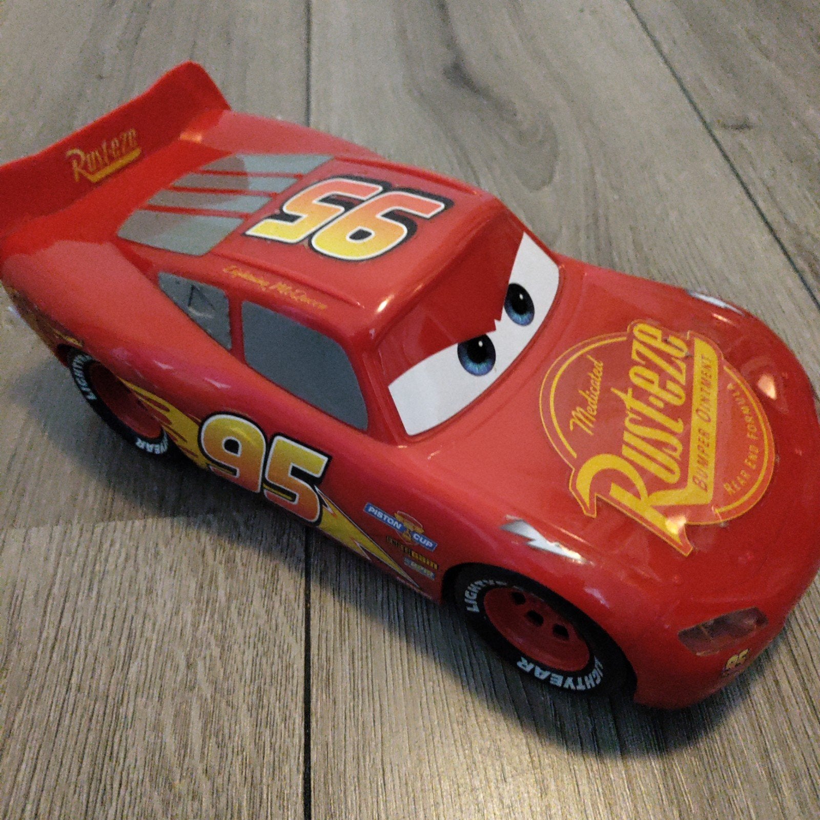 Disney Cars Bliksem McQueen Speelgoedauto, Ophalen of Verzenden, Gebruikt