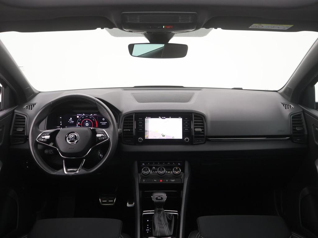 Skoda Karoq 1.5 TSI ACT Sportline Business PANODAK|BLIS|ACC|, Stof, 4 cilinders, 150 pk, Zwart