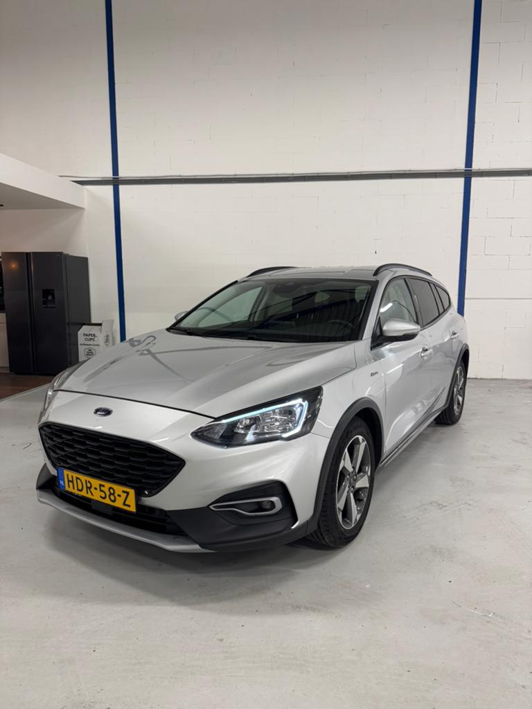 Ford Focus 1.5 Ecoblue 120pk Aut 2021 Grijs, Auto's, 4 cilinders, Diesel, 725 kg, 1381 kg