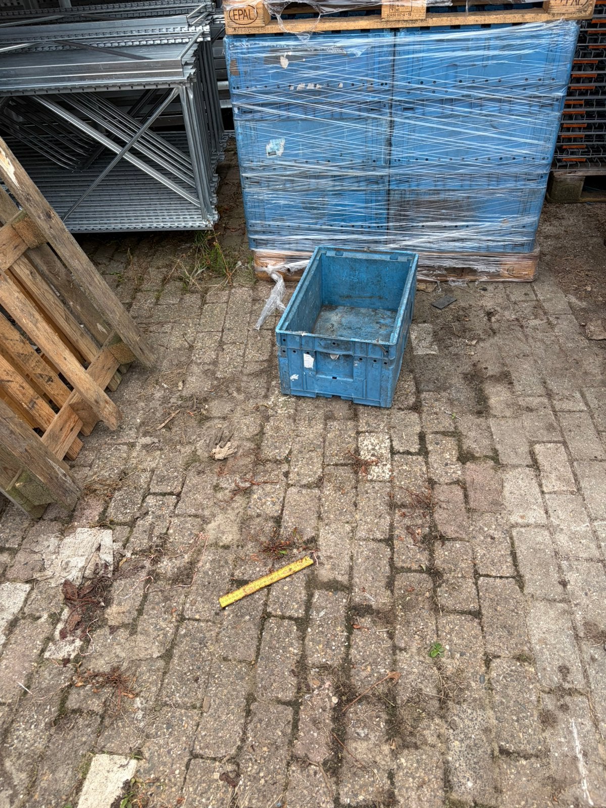 Diverse soorten bakken kratten magazijnbakken stelling, Ophalen, Gebruikt, 100 cm of meer, 60 cm of meer