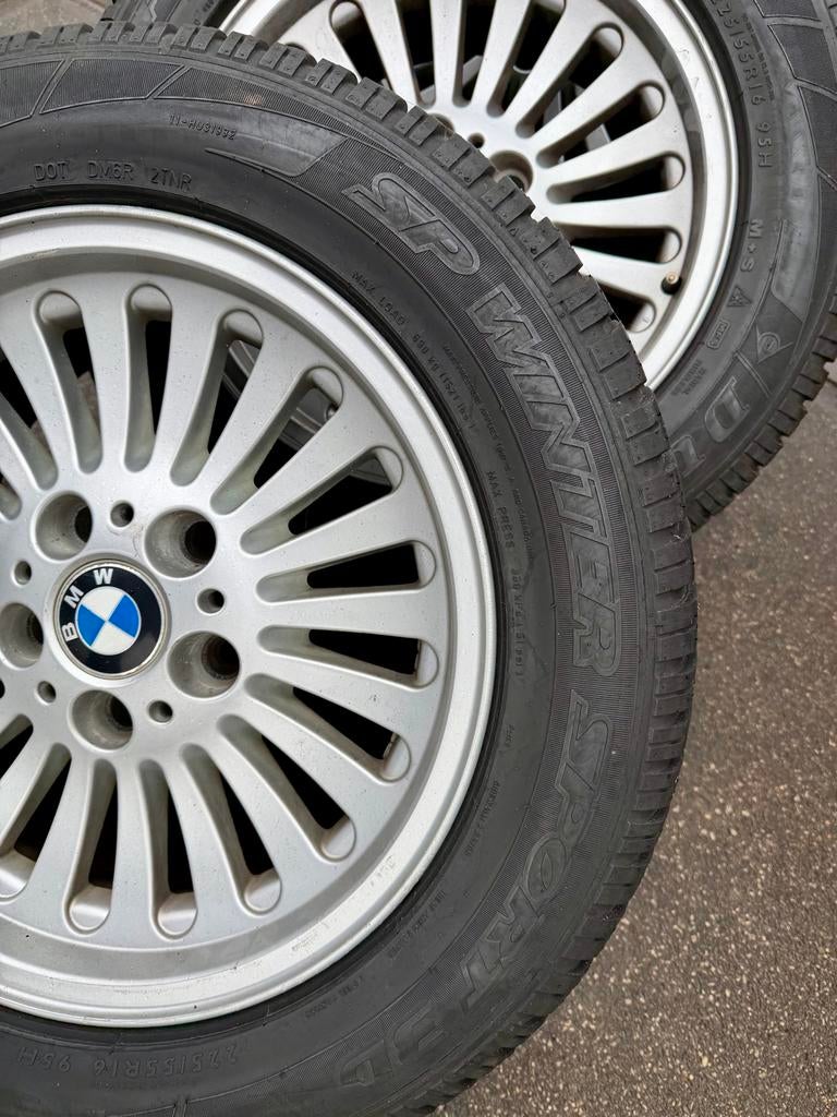 BMW E39 Style 33 Velgen met Winterbanden, Auto-onderdelen, Banden en Velgen, Gebruikt, 16 inch, Banden en Velgen, Personenwagen