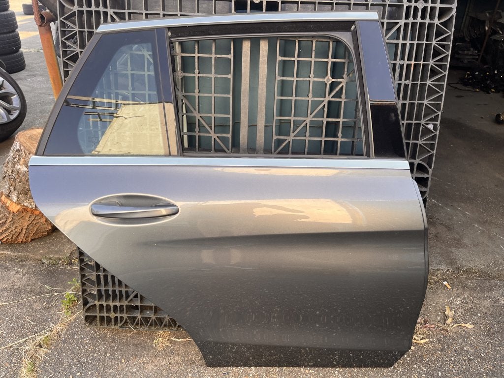 Deur W205 C Klasse rechtsachter 992 Combi, Niet ingevuld, Gebruikt, Deur, Mercedes-Benz