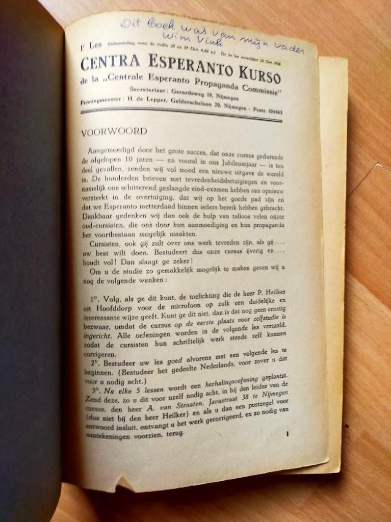 Centra Esperanto Kurso - 26 ingebonden Esperanto-lessen, Boeken, Gelezen, Non-fictie, Esperanto, Ophalen of Verzenden