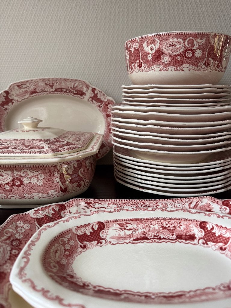 Compleet 8 Persoons Diner Ontbijt Servies Rood Victoria, Ophalen
