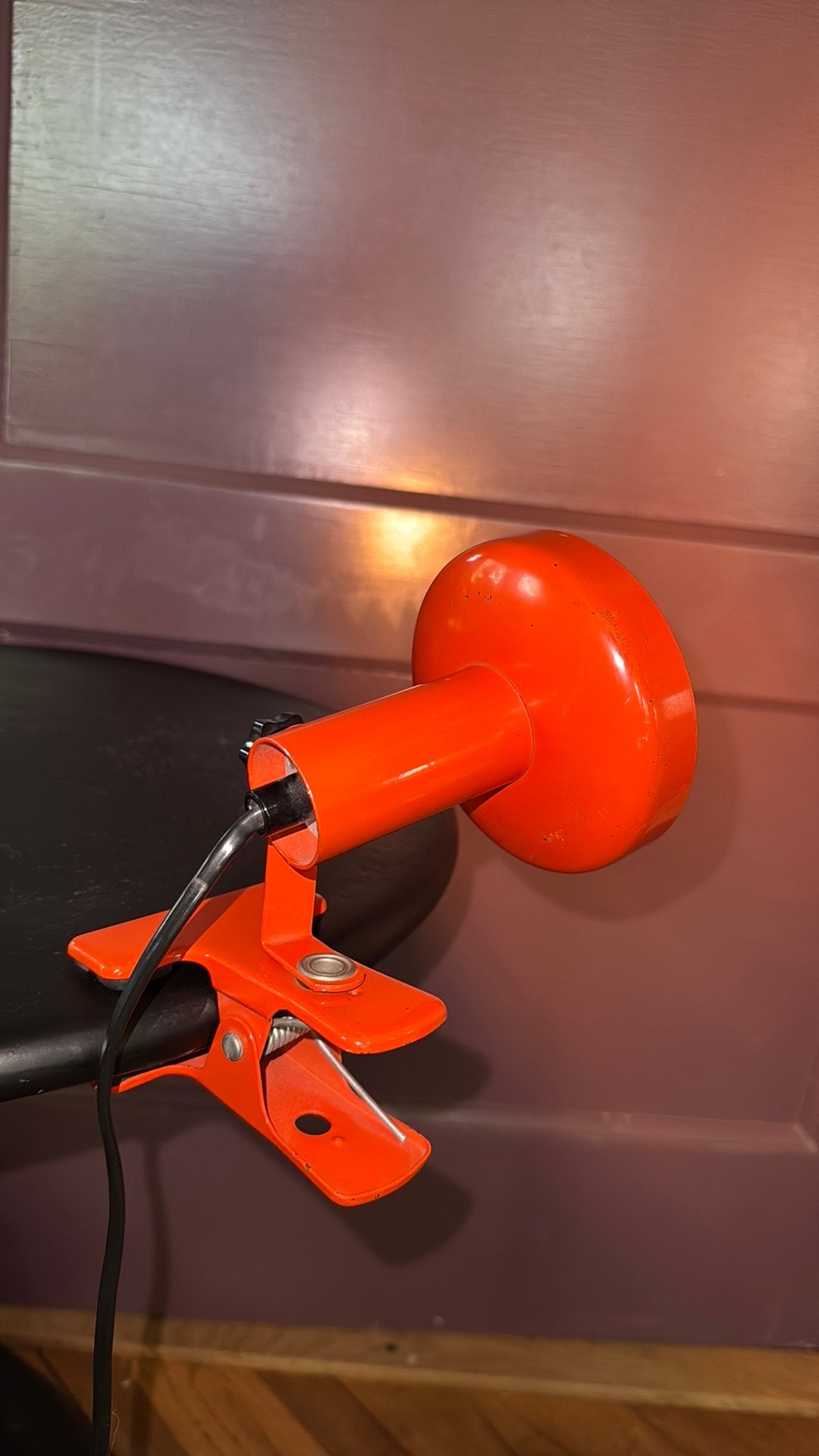 Vintage klemspot oranje met chrome blaker 60s 70s, Gebruikt, Oranje, E14 (klein), Met schakelaar