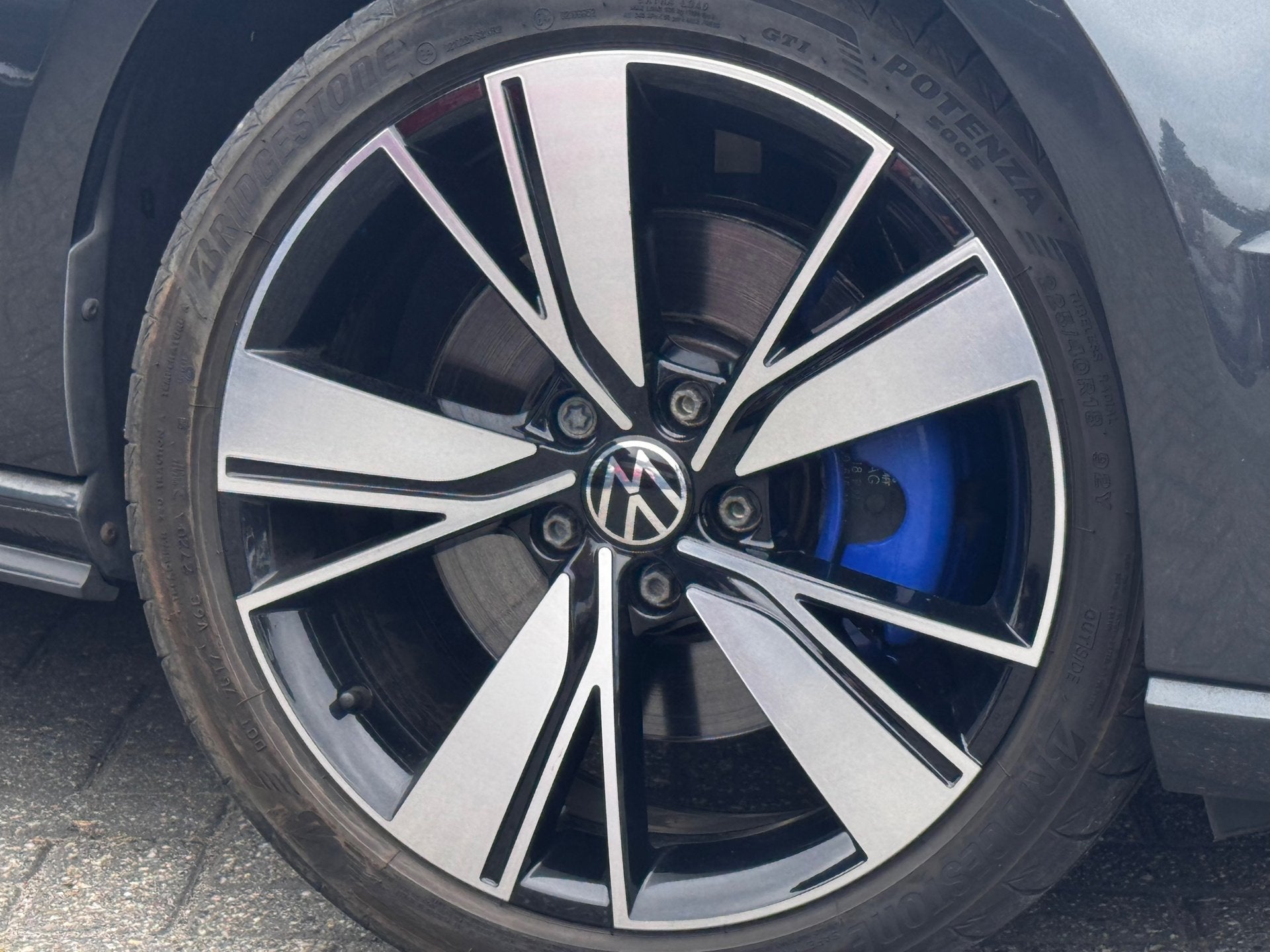 Volkswagen Golf TSI GTE Plug-in Hybrid Pano CarPlay Navi Cru, Auto's, Gebruikt, 4 cilinders, Met garantie (alle), Alcantara