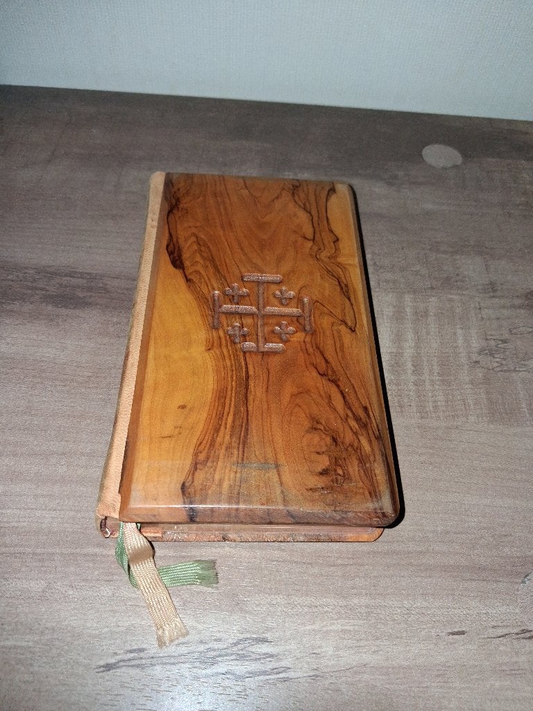 The Small Roman Missal 1960 – olijfhouten kaft Jerusalem, Ophalen of Verzenden