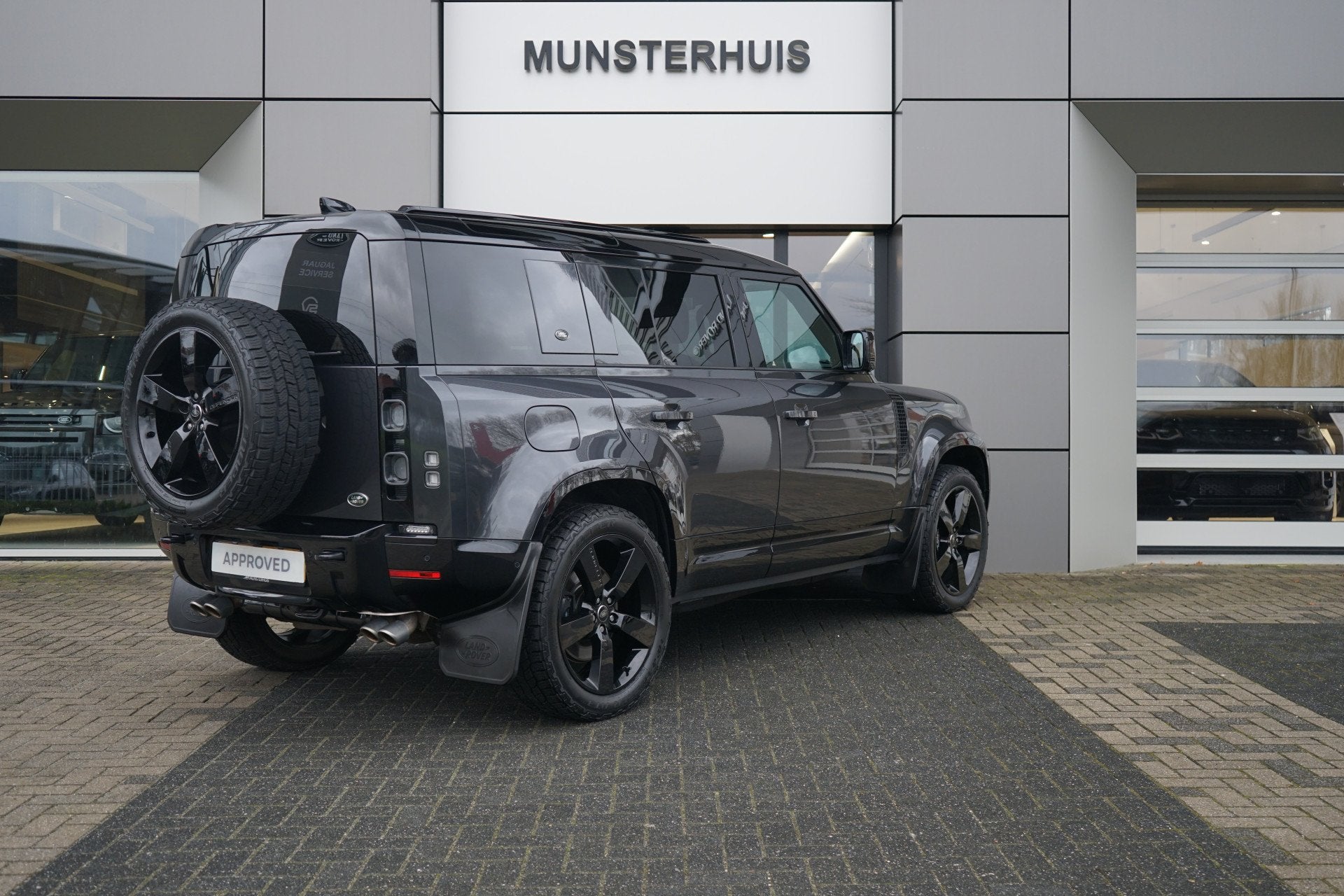 Land Rover Defender 110 5.0 P525 110 V8 | 1ste Eigenaar | El, Auto's, Land Rover, Automaat, Land Rover Select Edition, Vierwielaandrijving