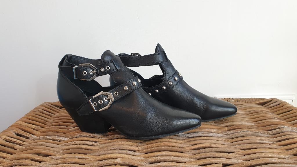 Manfield Cut Out Boots Laarzen Leer Zwart maat 39, Kleding | Dames, Schoenen, Zwart, Lage of Enkellaarzen, Nieuw, Ophalen of Verzenden
