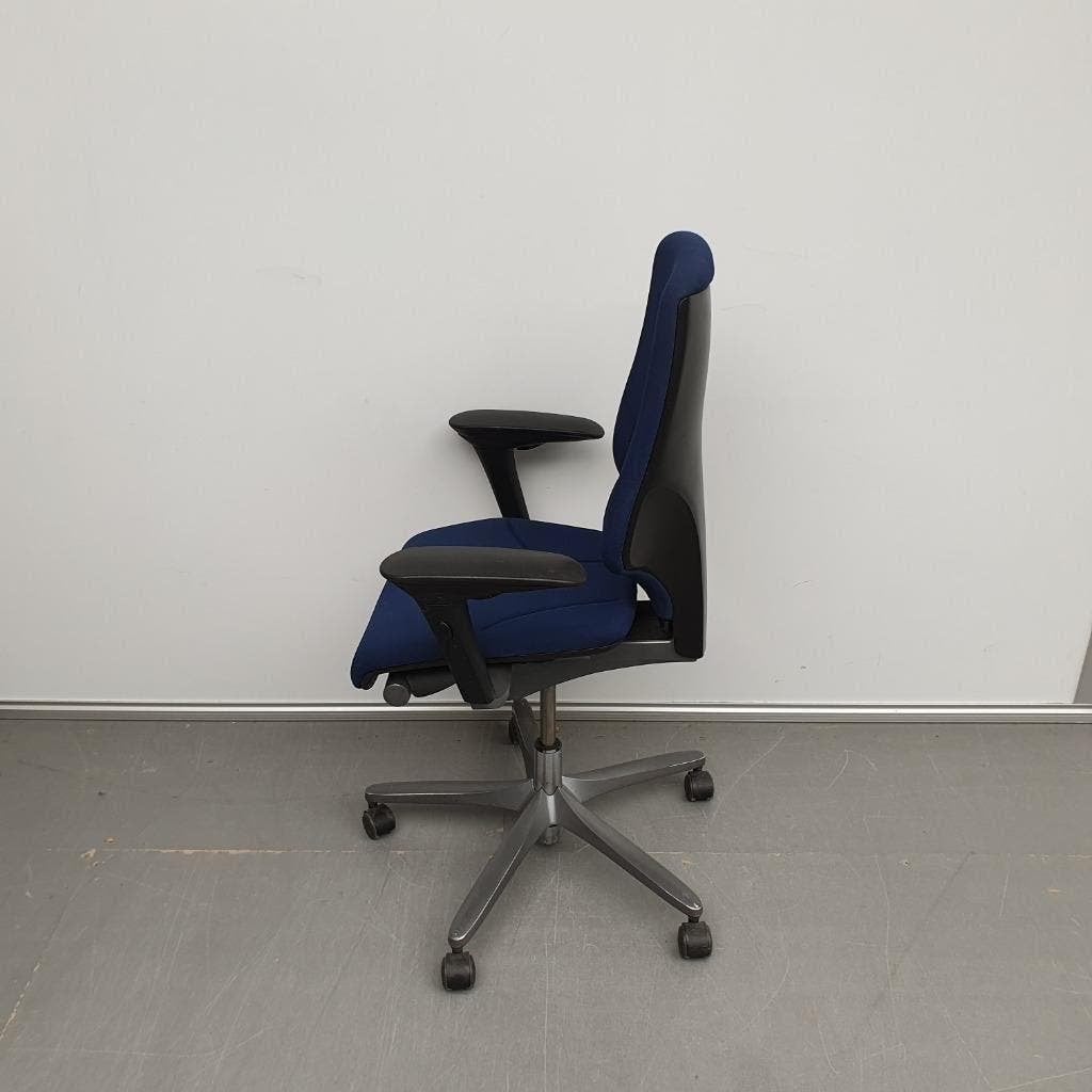 Giroflex bureaustoel - blauwe stof, Ophalen, Gebruikt, Zwart