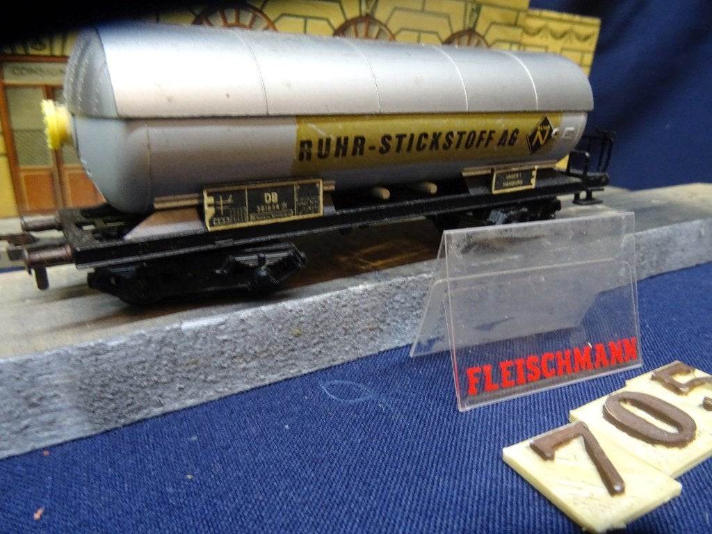 705=Fleischmann stickstof wagen van de Duitse spoorwegen.309, Gebruikt, Gelijkstroom, Fleischmann, Wagon