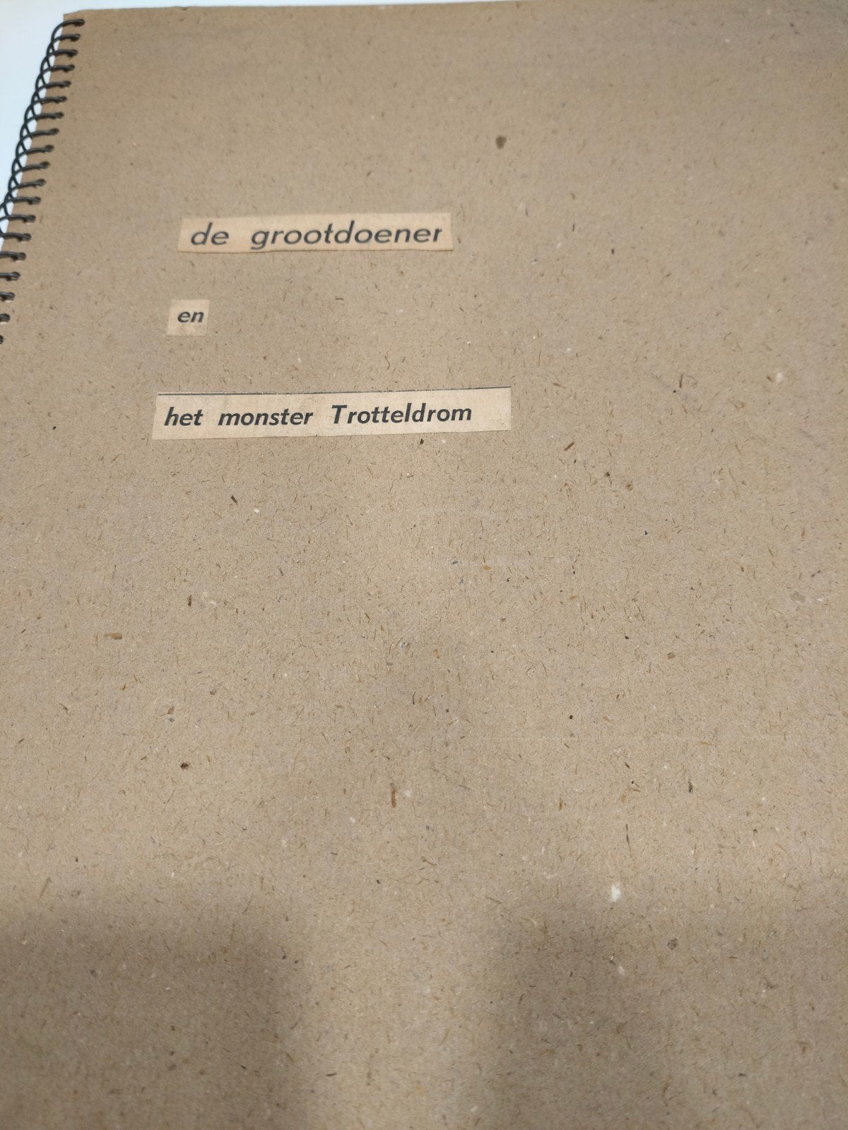 Tom Poes en de grootdoener / Het monster van trotteldrom, Gelezen, Eén stripboek, Ophalen of Verzenden, Marten Toonder studios