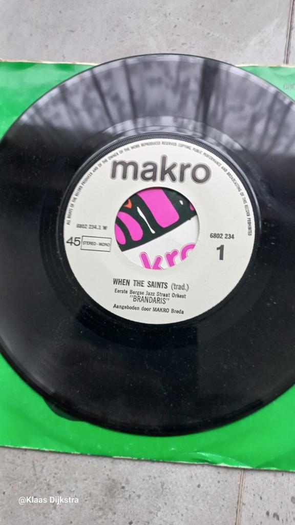 Eerste Bergse Jazz Straat Orkest When the Saints, Originele persing, Ophalen of Verzenden, Gebruikt, 7 inch