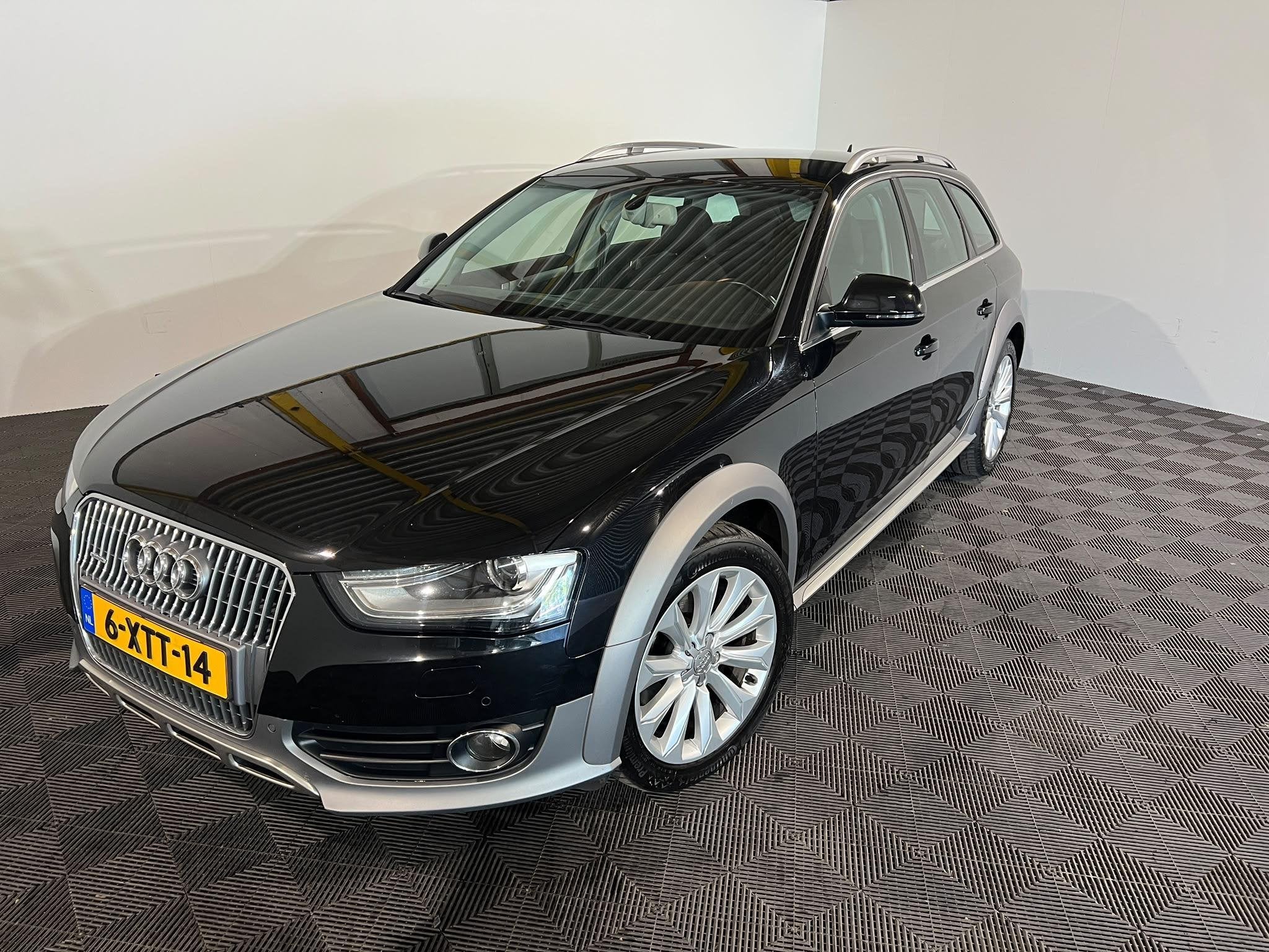 Audi A4 allroad quattro 2.0 TFSI Pro Line, Auto's, Audi, Automaat, Stof, Gebruikt, 4 cilinders
