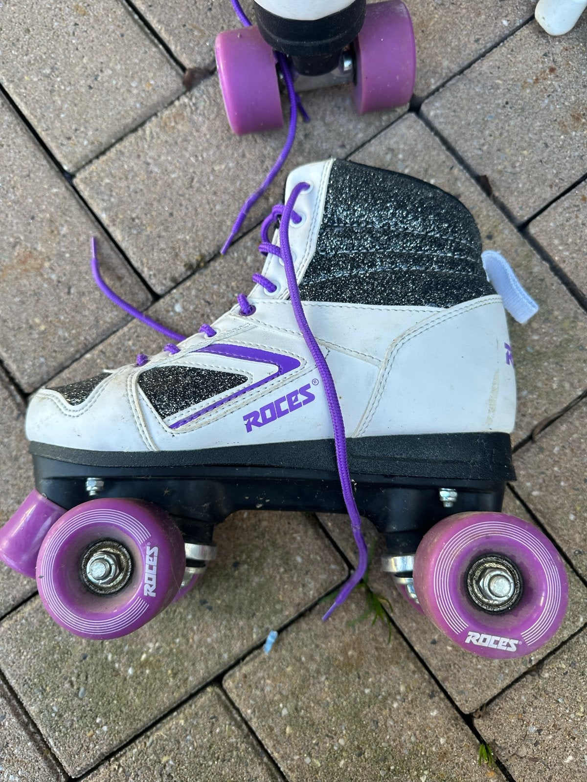 Roces rolschaatsen - Maat 37 - Wit/Paars met glitter, Kinderen en Baby's, Speelgoed | Buiten | Rolschaatsen, Ophalen, Gebruikt