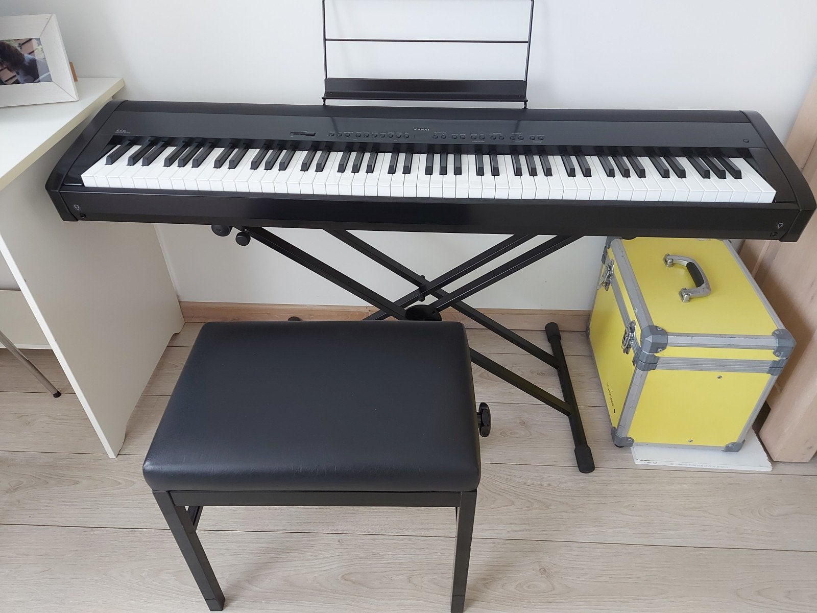 Kawai ES6 Digitaal Piano met Standaard en Kruk, Muziek en Instrumenten, Keyboards, Ophalen of Verzenden, Zo goed als nieuw, 88 toetsen