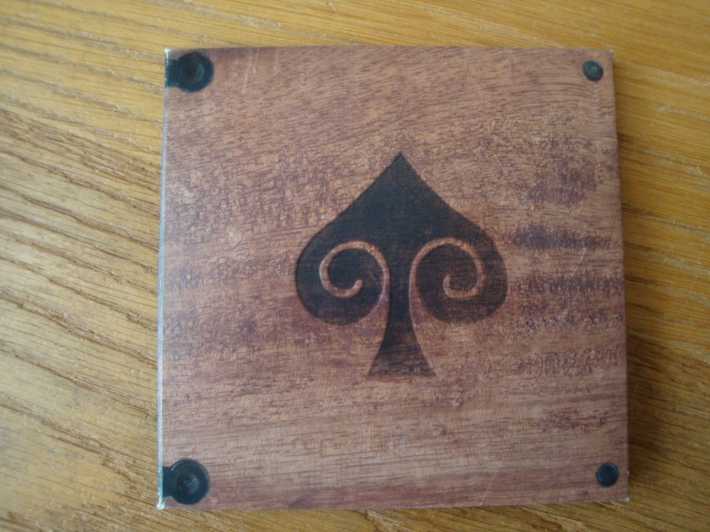 Rapalje - Spades (met speelkaarten) (folk / celtic), Cd's en Dvd's, Zo goed als nieuw, Live-album, Inclusief doosje, Keltisch