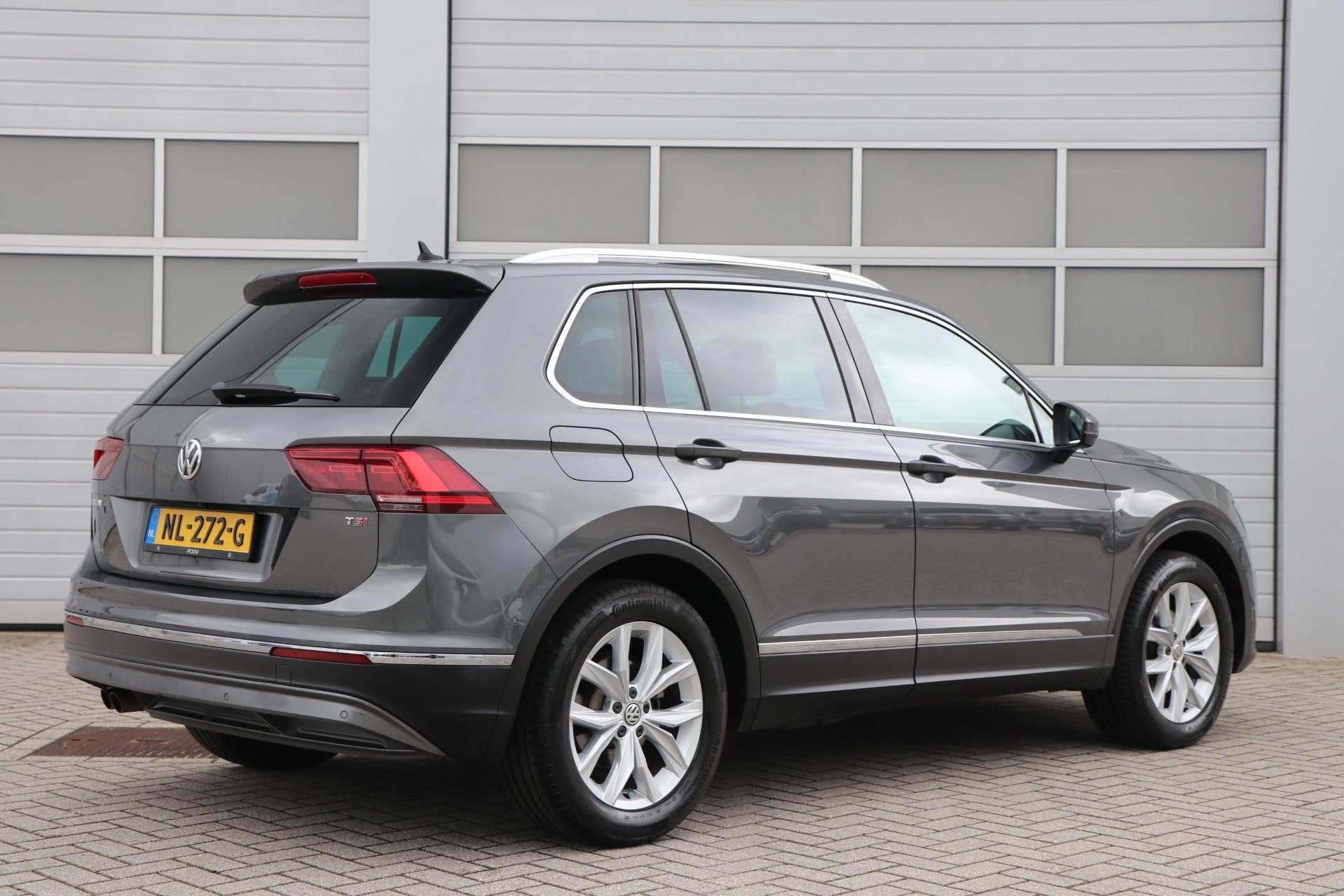 Volkswagen Tiguan 1.4 TSI 150pk DSG Highline | Trekhaak | Na, Auto's, 12 maanden, Stof, 4 cilinders, Automatische klimaatregeling