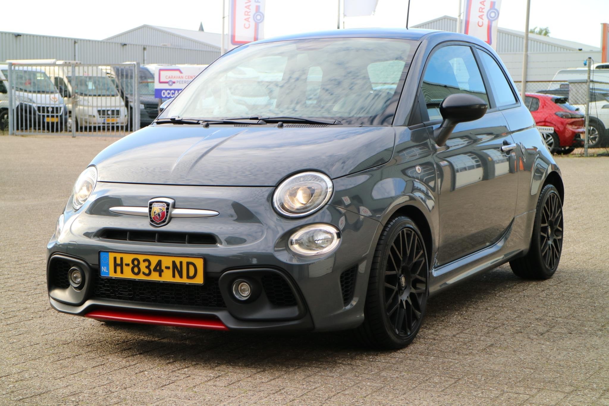 Abarth 595 1.4 T-Jet | Zeer goede staat! | Perfect Onderhoud, Auto's, 145 pk, Stof, 4 cilinders, Bedrijf