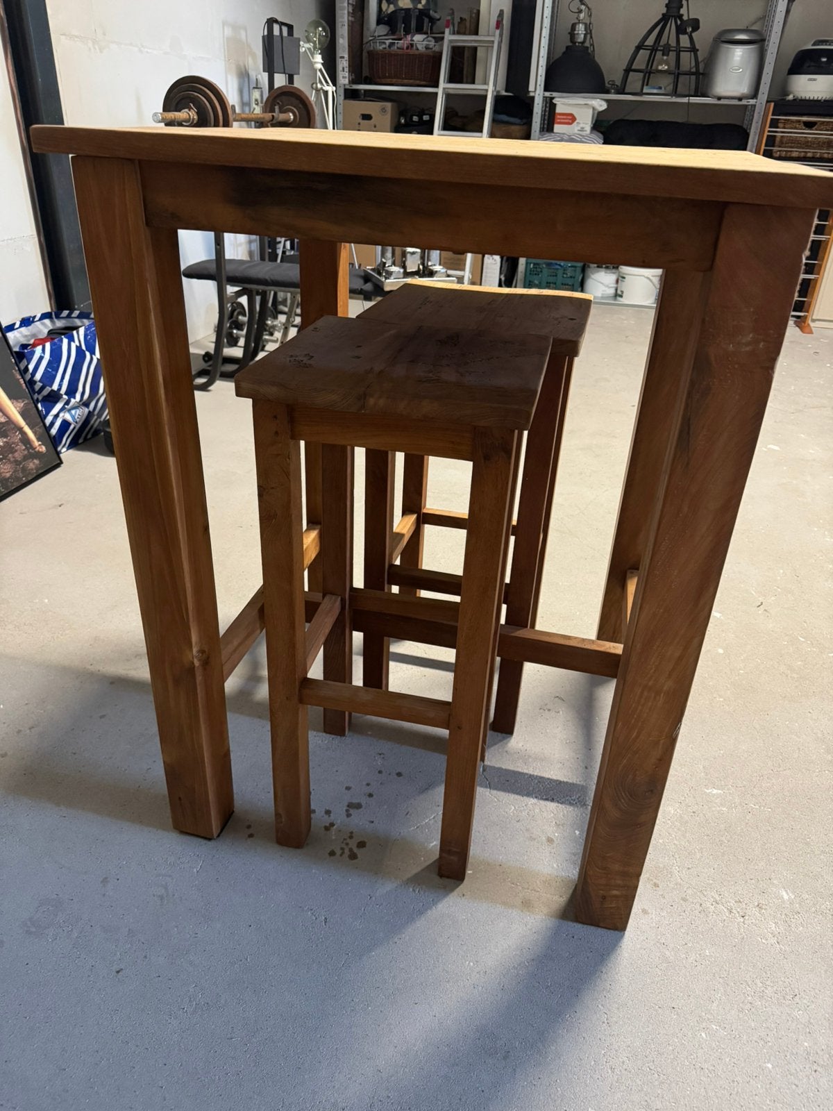 Teak bartafel met 2 krukken, Ophalen, Zo goed als nieuw