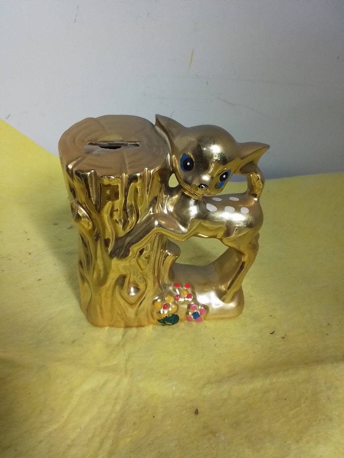 15632) mooie goudkleurige spaarpot hertje  Bambi  13x13cm, Ophalen of Verzenden, Zo goed als nieuw, Steen, Aardewerk of Keramiek