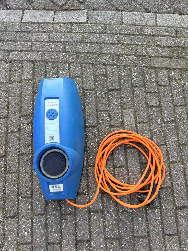 EVBox Laadpaal Mode 3 Laadstation max 11kw in stopcontact, Auto diversen, Ophalen of Verzenden, Gebruikt