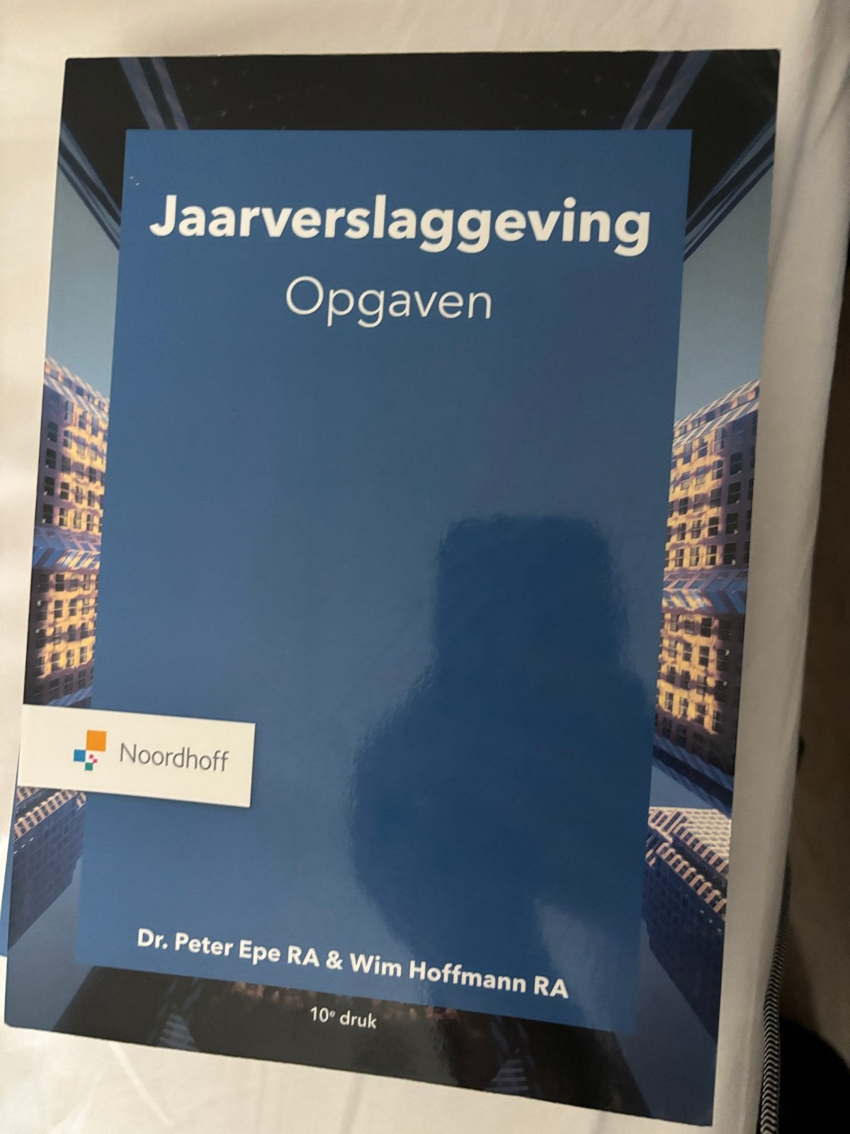 Jaarverslaggeving Opgaven - Dr. Peter Epe RA & Wim Hoffmann, Boeken, Verzenden, Gamma, Zo goed als nieuw, HBO