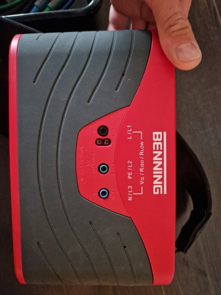 Measuring device benning IT 105, Doe-het-zelf en Verbouw, Meetapparatuur, Ophalen, Zo goed als nieuw, Elektriciteit