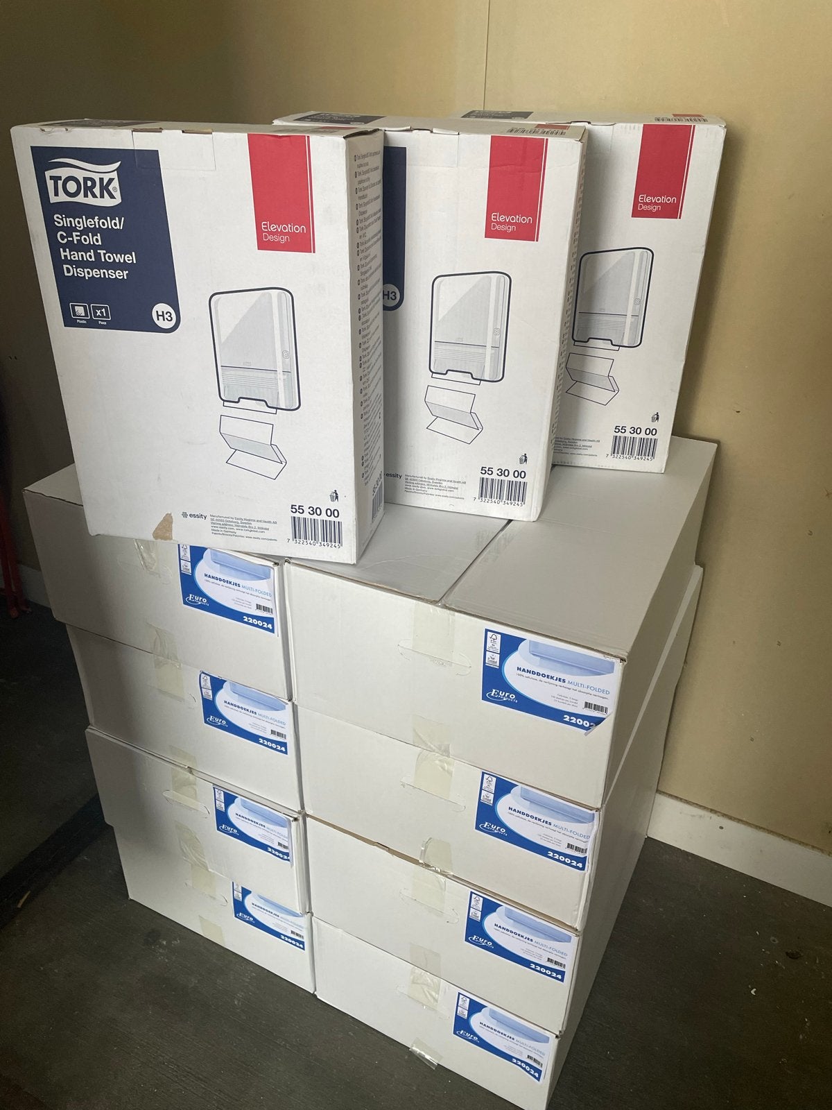Papieren handdoekjes en Tork dispensers, Ophalen, Nieuw in verpakking, Overige typen