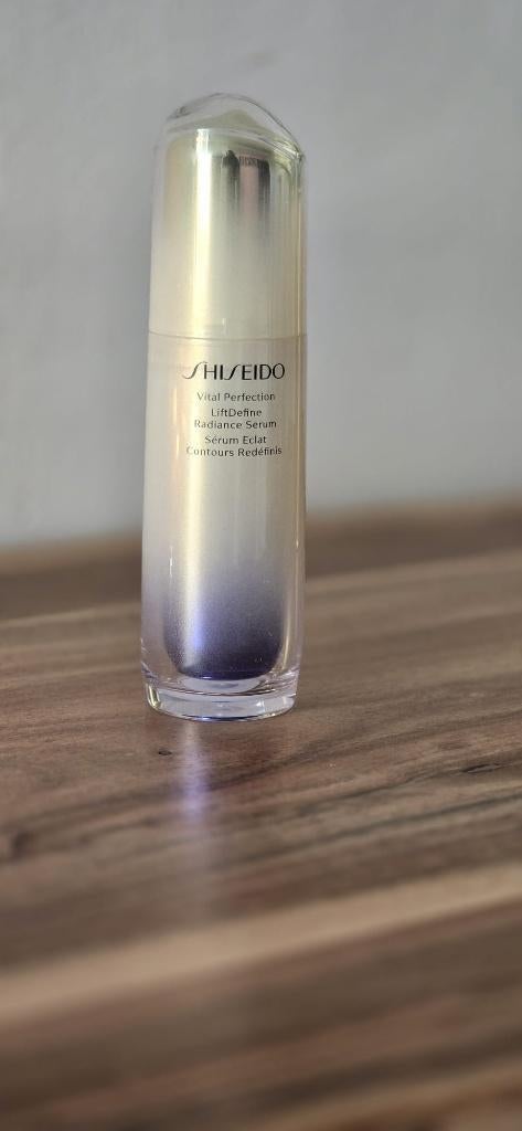 Shiseido Vital Perfection LiftDefine 40 ml, Sieraden, Tassen en Uiterlijk, Uiterlijk | Gezichtsverzorging, Verzenden, Nieuw, Gehele gezicht