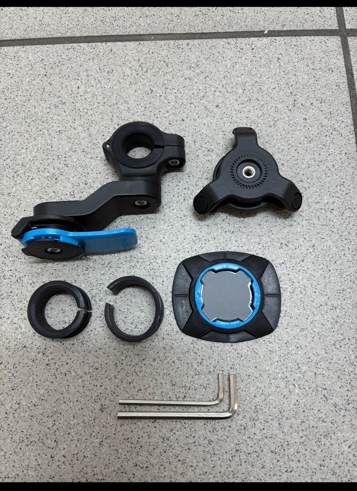 Quadlock telefoon houder motor of fiets, Ophalen of Verzenden, Zo goed als nieuw