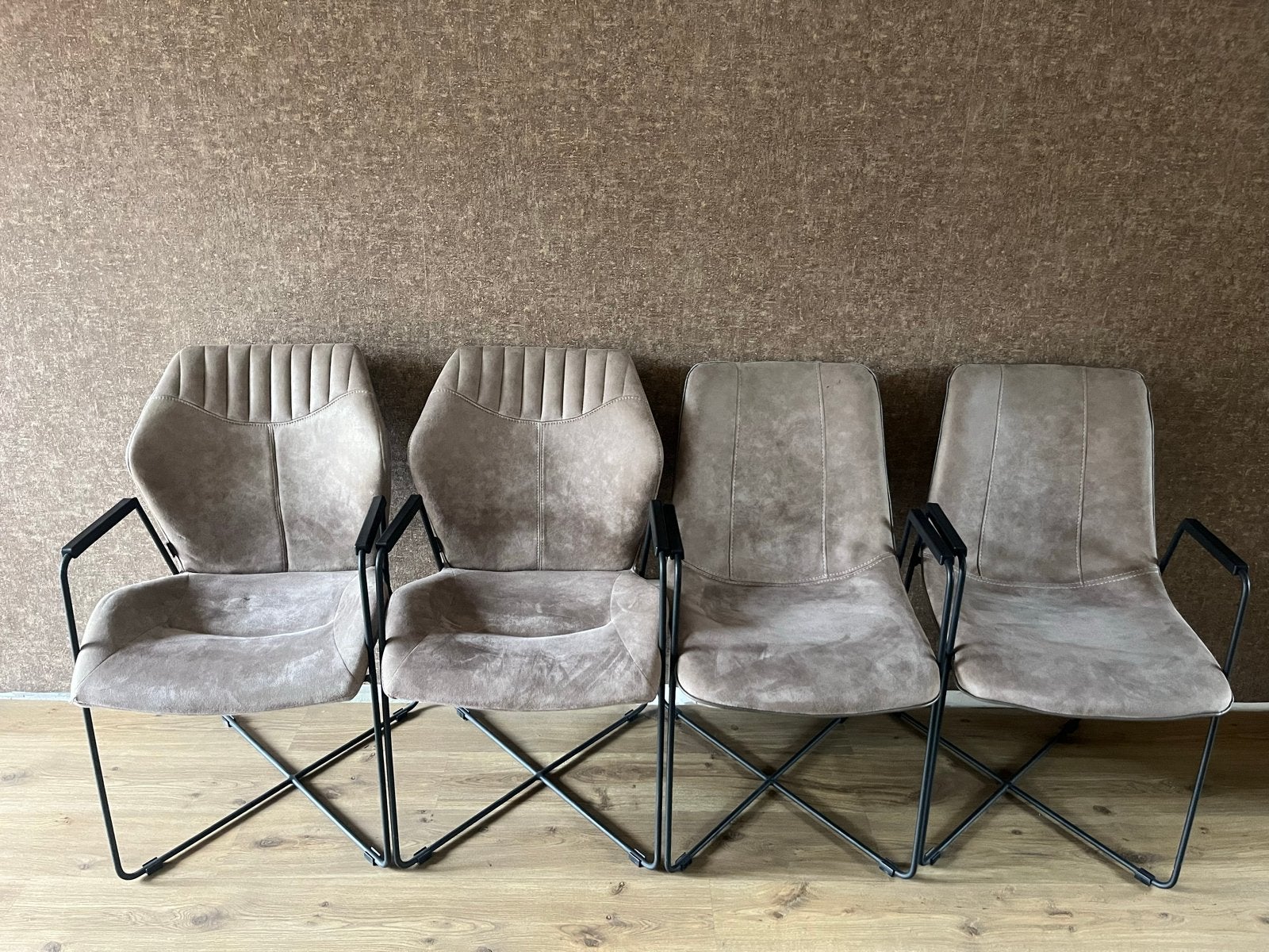 Set van 4 comfortabele eetkamerstoelen - Taupe, Huis en Inrichting, Stoelen, Ophalen, Gebruikt, Overige kleuren, Vier