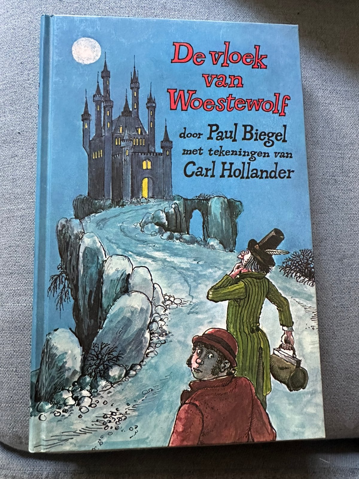 Paul Biegel - De vloek van Woestewolf, Ophalen of Verzenden, Nieuw, Fictie