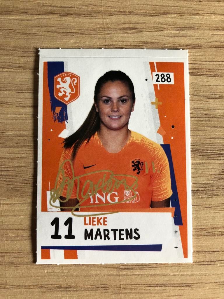 Voetbalplaatje Lieke Martens, Ophalen of Verzenden, Zo goed als nieuw, Overige sporten, Spelerskaart