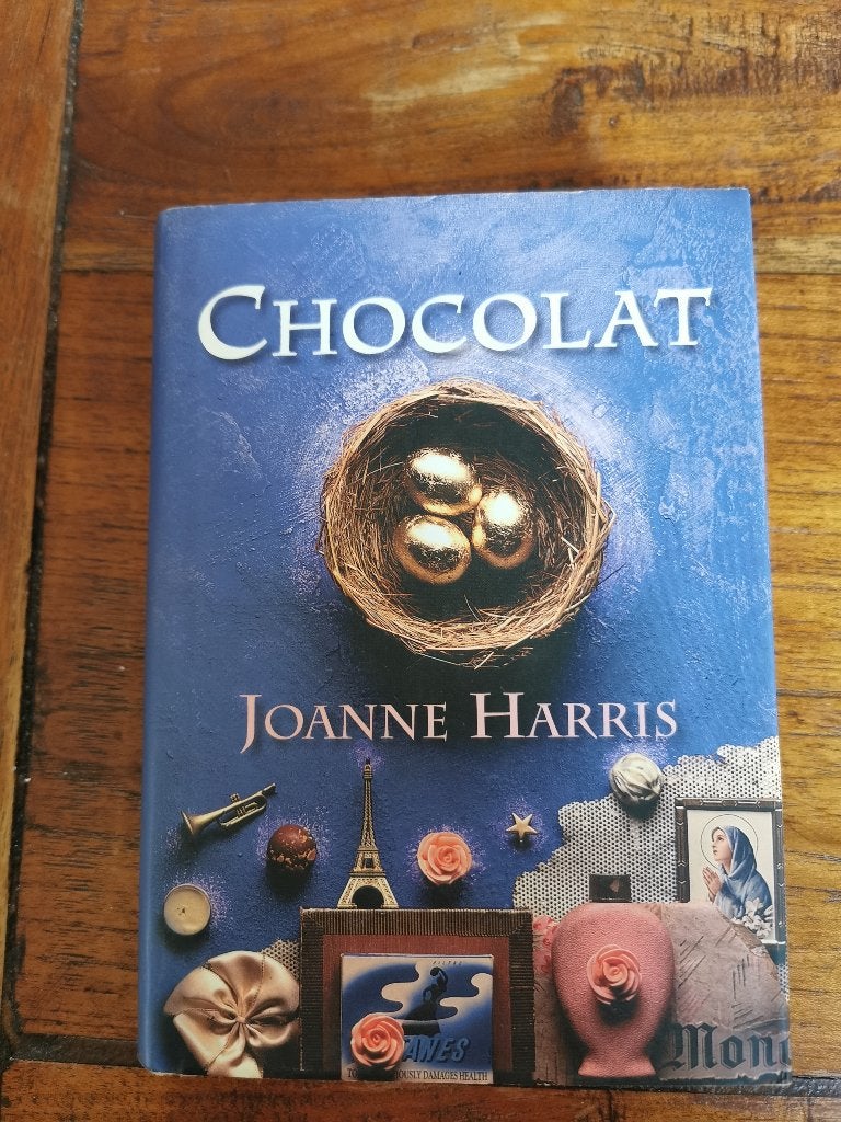 Chocolat, Joanne Harris. Verfilmd met Juliette Binoche., Ophalen of Verzenden, Zo goed als nieuw, Filmspecifiek, Joanne Harris