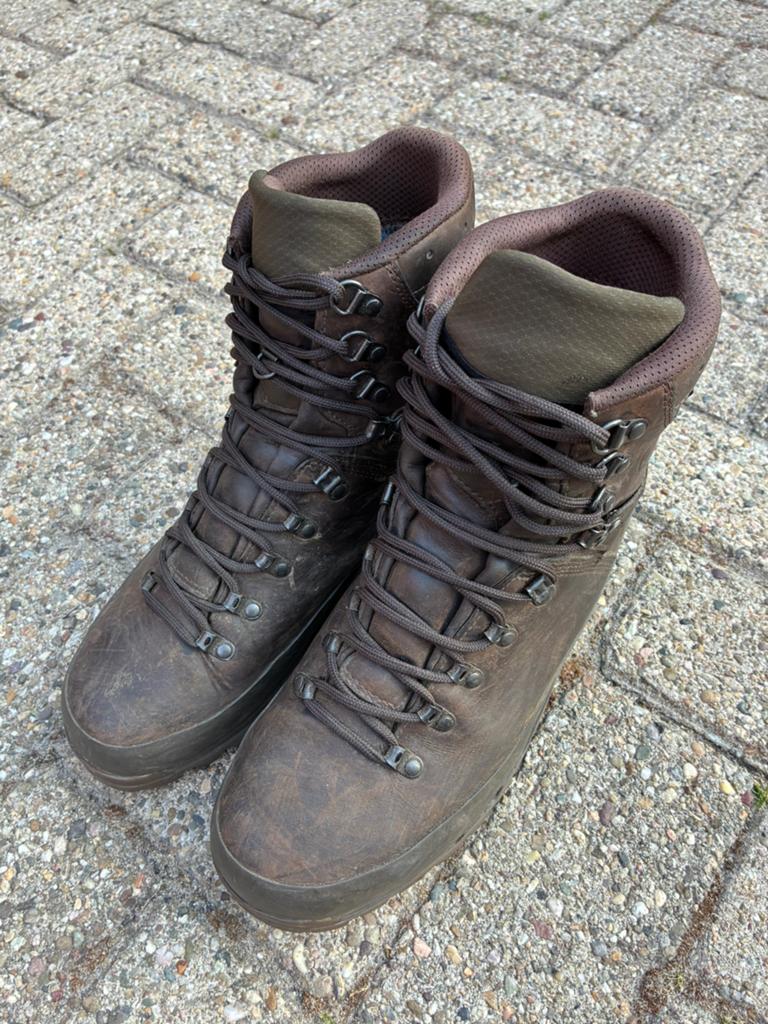 Meindl Island GTX Defensie model 45 Middel breedte zgan, Verzamelen, Militaria | Algemeen, Ophalen of Verzenden, Landmacht, Nederland
