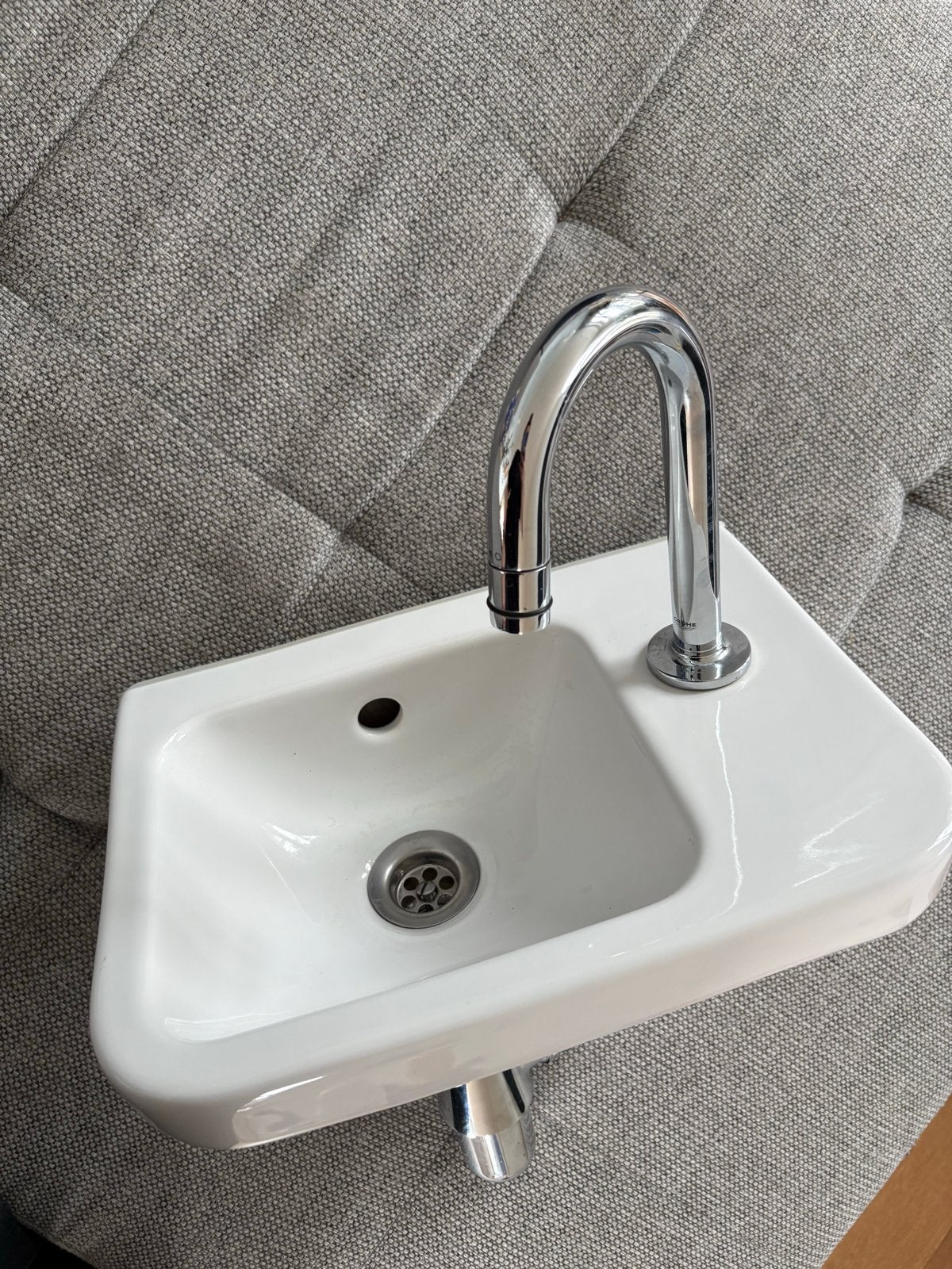 Villeroy & Boch wastafel met Grohe kraan en sifon, Verzenden, Zo goed als nieuw, Chroom, Wastafel