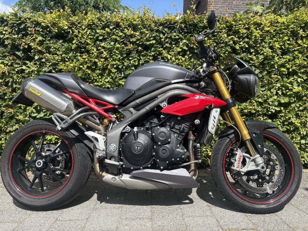 Triumph Speed Triple R, Gebruikt, 3 cilinders, Particulier, 1050 cc