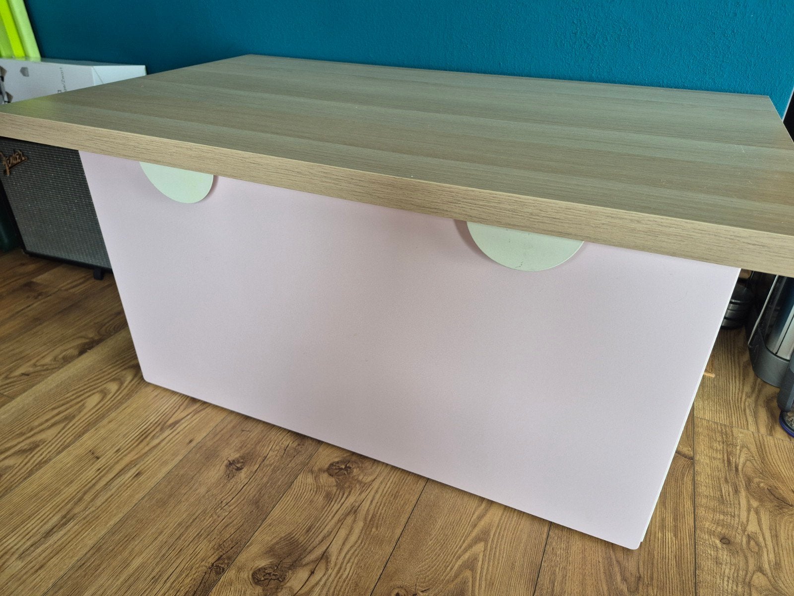 Roze ladekast met houten blad. Ikea Smastad., Gebruikt, Kast, 50 tot 70 cm, 75 tot 100 cm