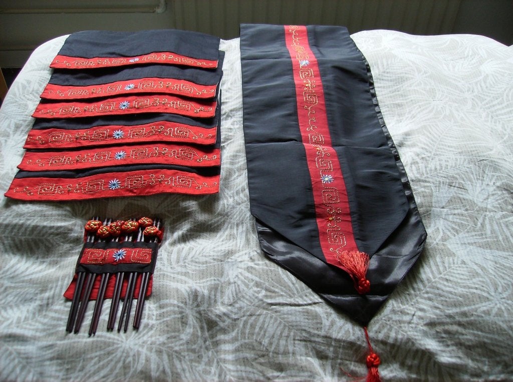 JAPANSE EETSET, STOKJES, SERVETTEN, TAFELLOPER, NIEUW, Nieuw, Ophalen of Verzenden, Tafelloper, Zwart